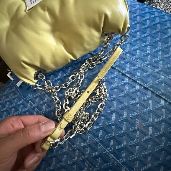 Maison Martin Margiela Yellow Mini Bag Flap Closure - Picture 12 of 14